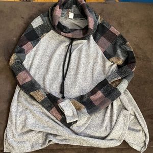 Oversized top fits small /medium